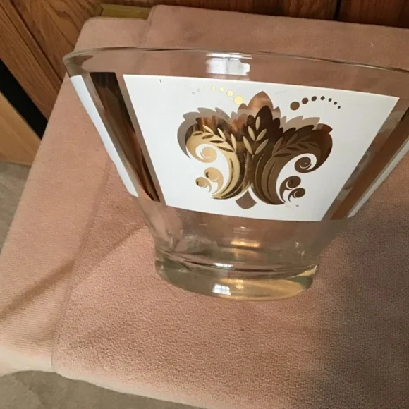 -Vintage Mid Century Fleur De Lis Motif Bowl - Picture 8 of 8